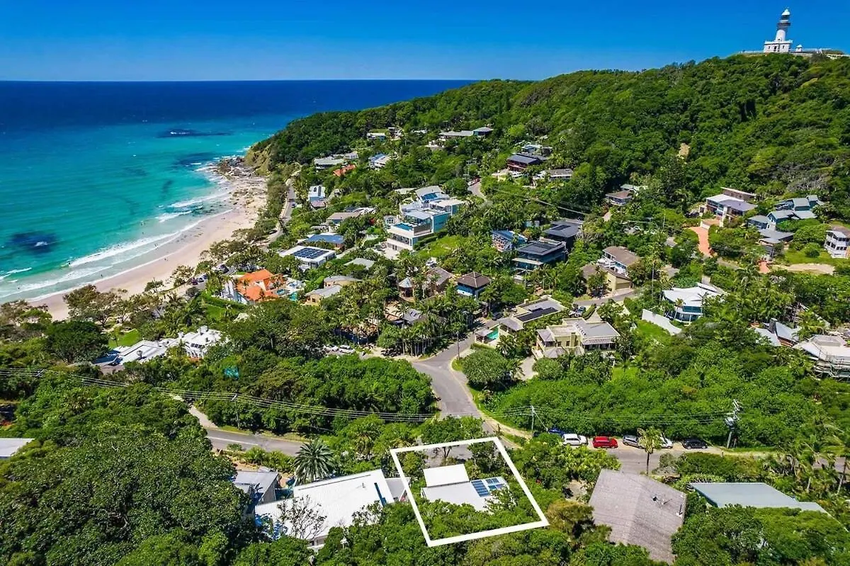Byron Bay Accom - 14 Palm Valley Drive